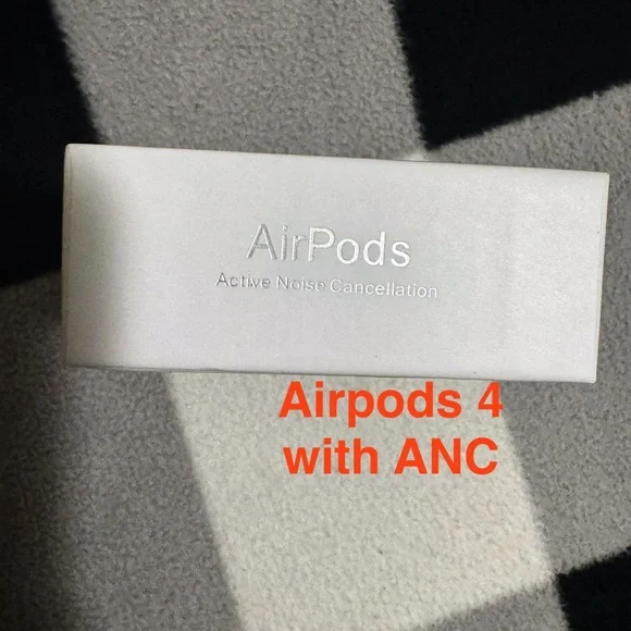 NWT Apple AirPods 4 with ANC - White - Picture 3 of 3